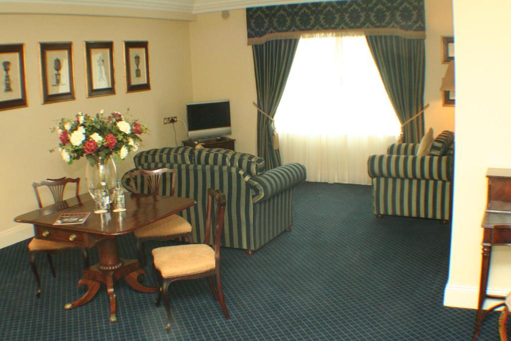 Maudlins House Hotel Naas Luaran gambar