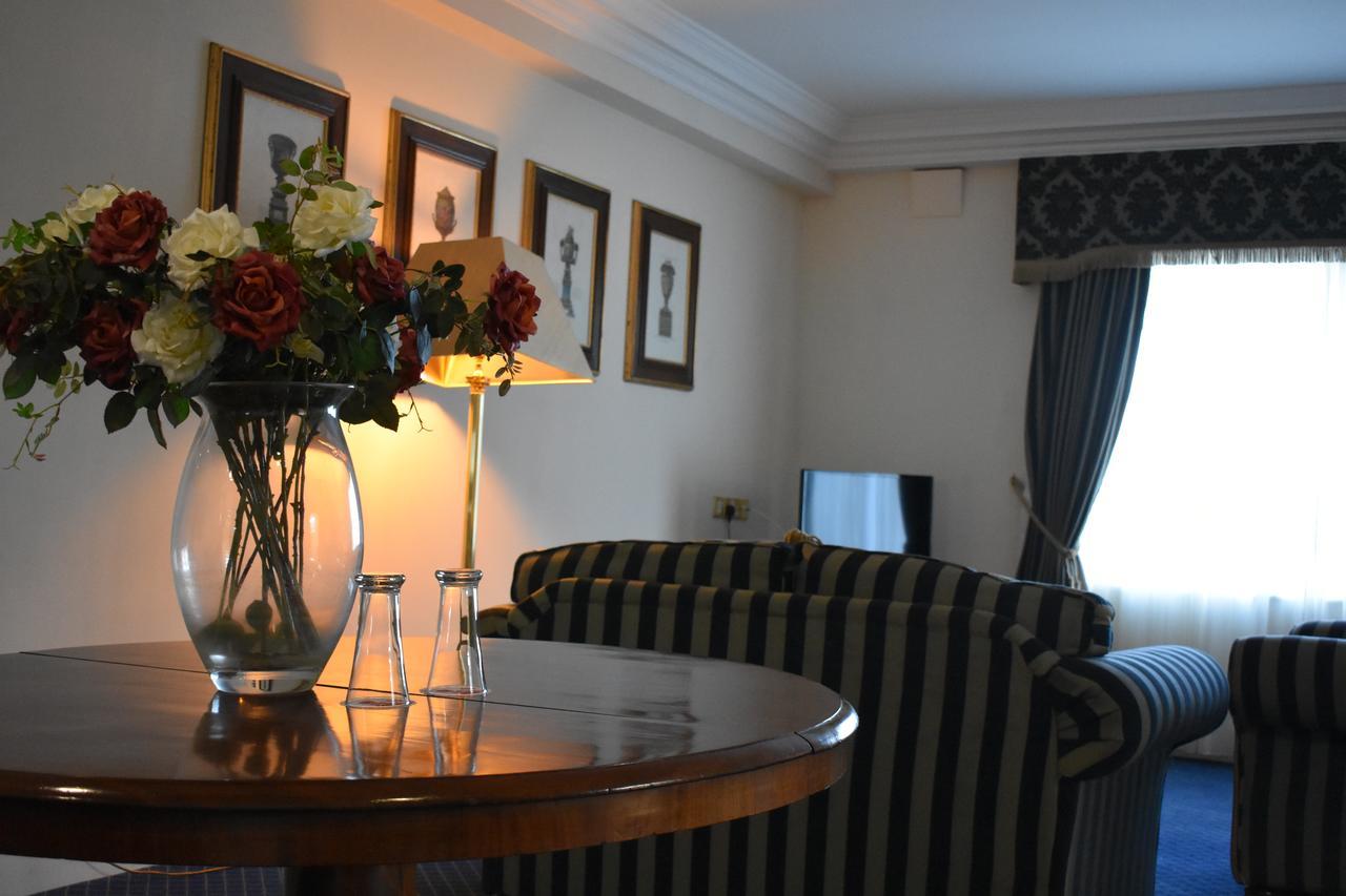 Maudlins House Hotel Naas Luaran gambar